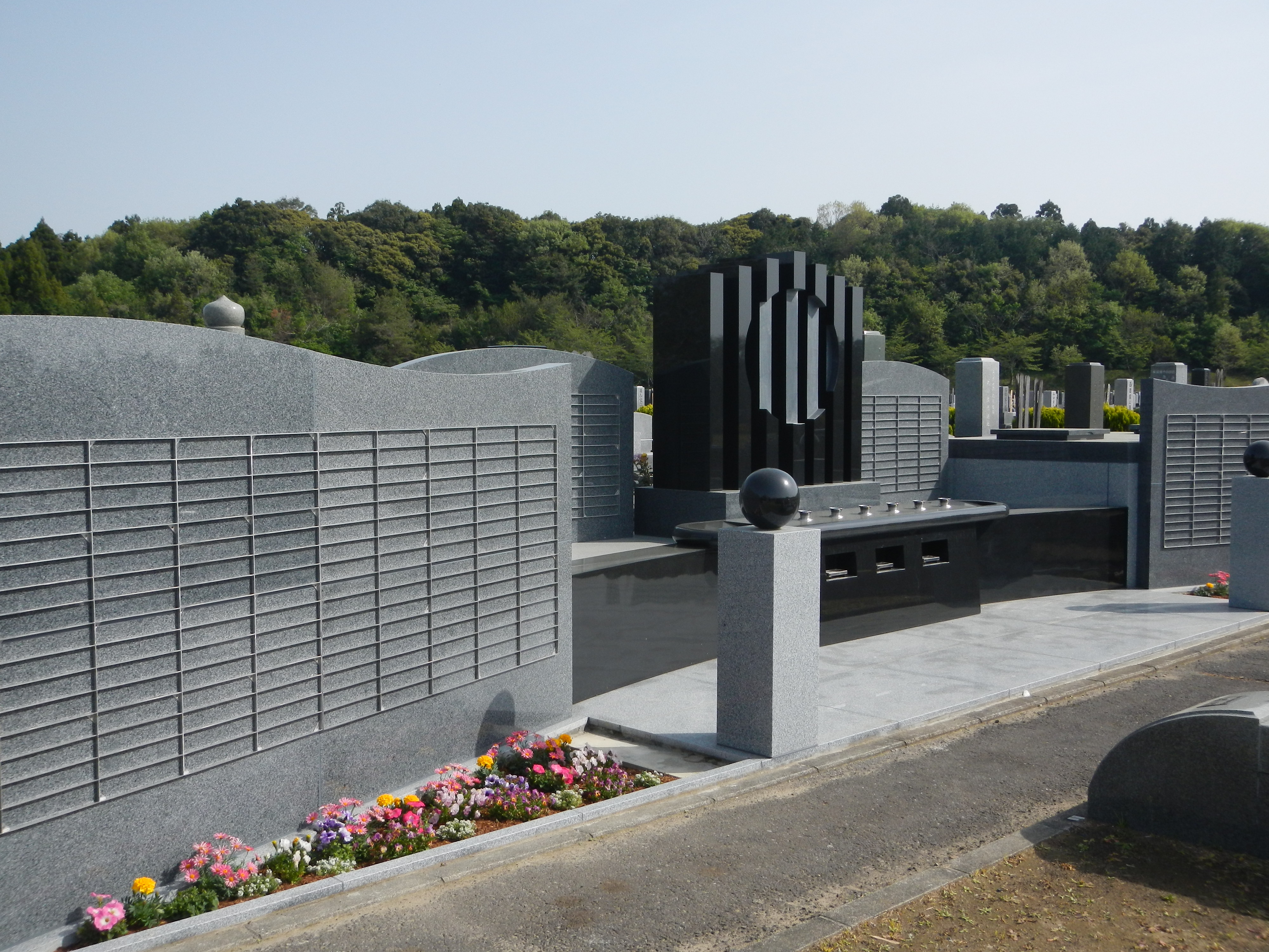 成田メモリアルパーク合葬式墓地『憩』